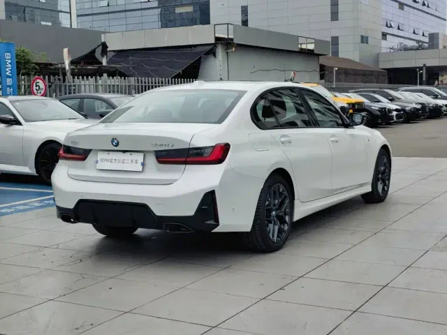 BMW 3 Series — Фото автомобиля 4
