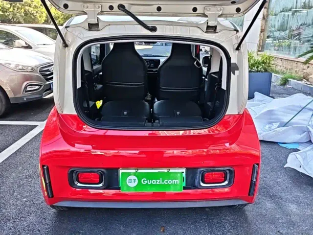 Baojun KiWi EV — Фото автомобиля 18