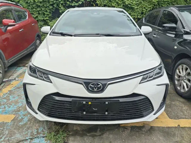 Toyota Corolla — Фото автомобиля 2