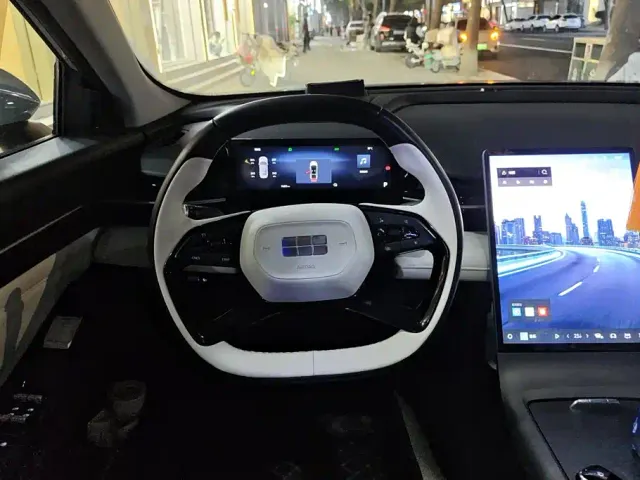 Geely Galaxy L6 — Фото автомобиля 15
