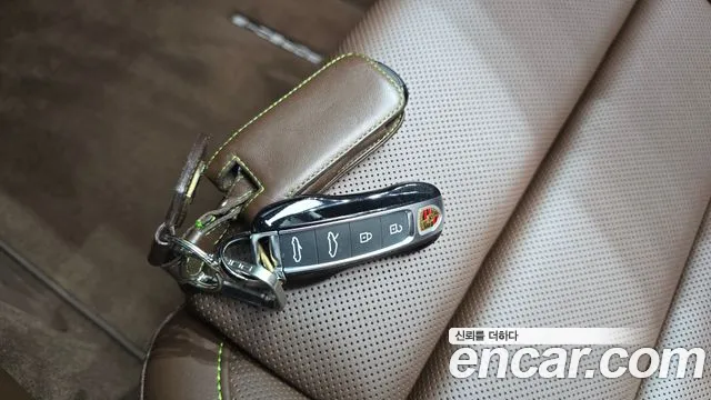 Porsche 911 Turbo S Кабриолет — Фото автомобиля 15