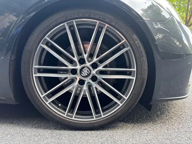 Porsche Panamera — Фото автомобиля 19