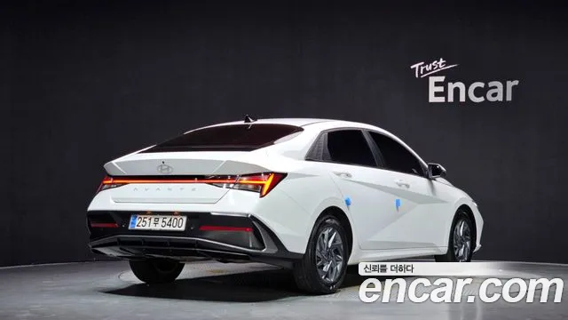 Hyundai AVANTE Новый Avante (CN7) — Фото автомобиля 2