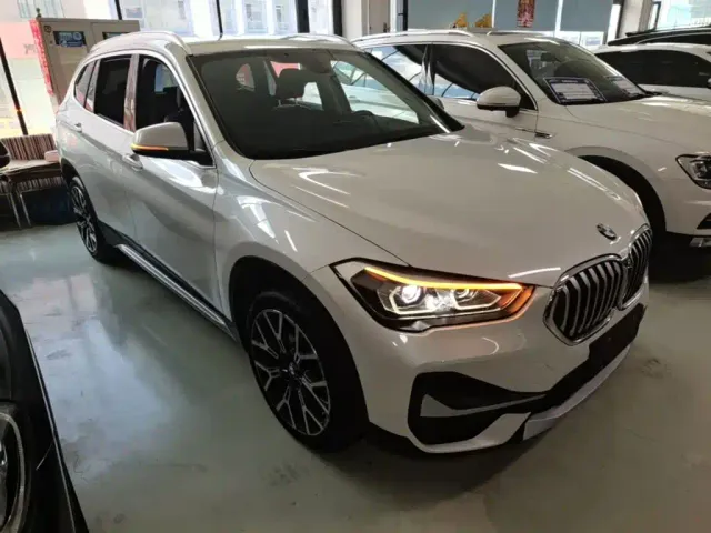 BMW X1 — Фото автомобиля 3