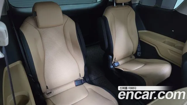 Kia Canival Carnival 4 поколение Бензин 9 мест Noblesse — Фото автомобиля 12