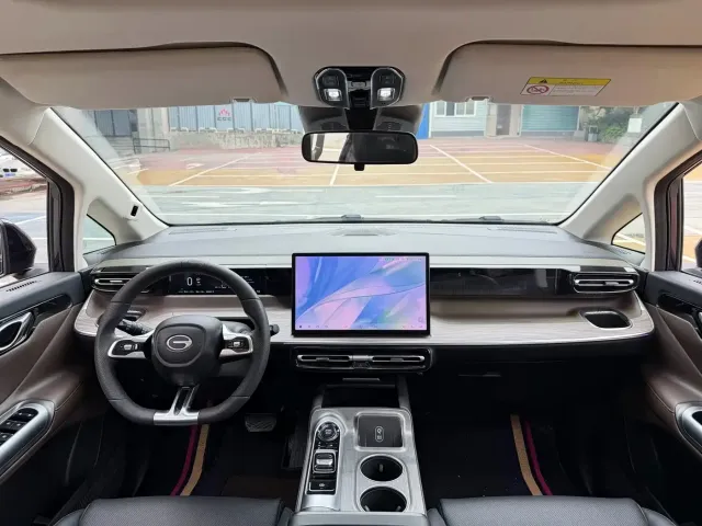 GAC Trumpchi Trumpchi E8 NEV 2024 Model 150km MAX — Фото автомобиля 6