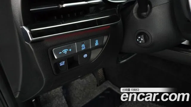 Genesis G80 Бензин 2.5 турбо 2WD — Фото автомобиля 20