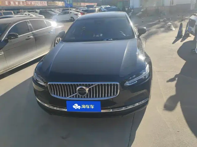 Volvo S90 — Фото автомобиля 2