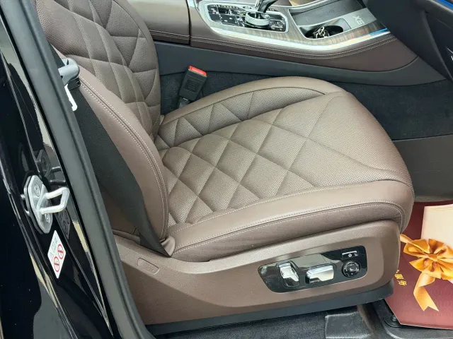 BMW X5 — Фото автомобиля 8