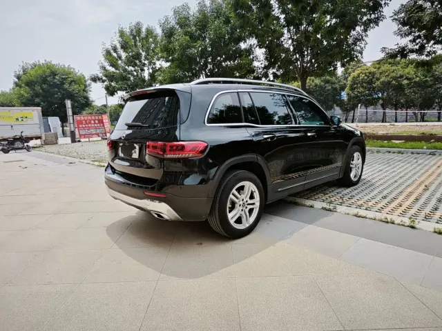 Mercedes-Benz GLB-Class — Фото автомобиля 10