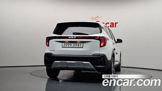 Kia Seltos New — Фото автомобиля 4