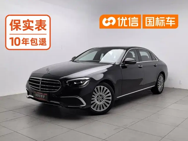 Фотография автомобиля — Mercedes-Benz E-Class