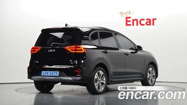 Kia Niro Niro Plus Air — Фото автомобиля 2