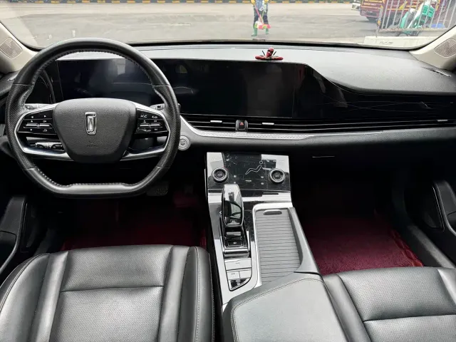 Bestune B70 — Фото автомобиля 5