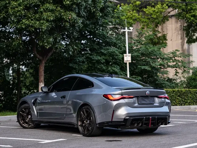 BMW M4 — Фото автомобиля 4