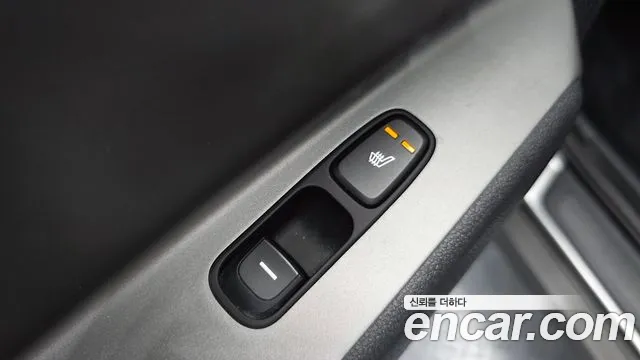 Kia Niro — Фото автомобиля 29