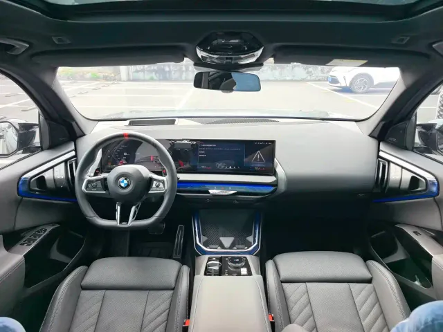 BMW X3 M50 — Фото автомобиля 11