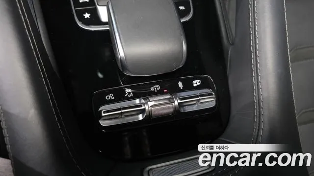 Mercedes-Benz GLE-Class — Фото автомобиля 8