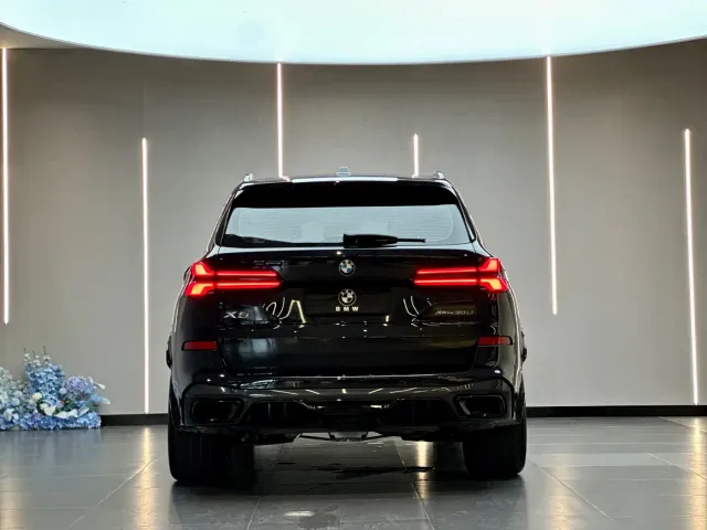 BMW X5 — Фото автомобиля 11