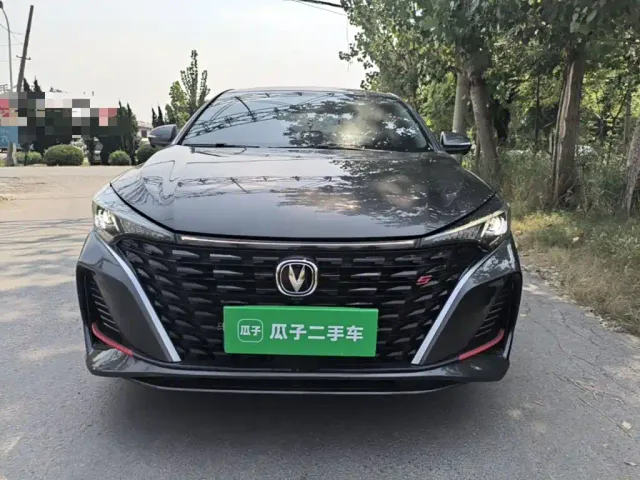 Changan Eado — Фото автомобиля 2