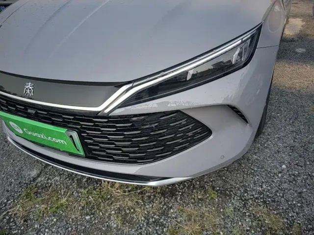 BYD Qin L — Фото автомобиля 23