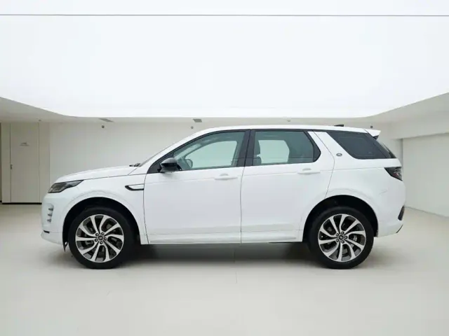 Land Rover Discovery Sport — Фото автомобиля 3
