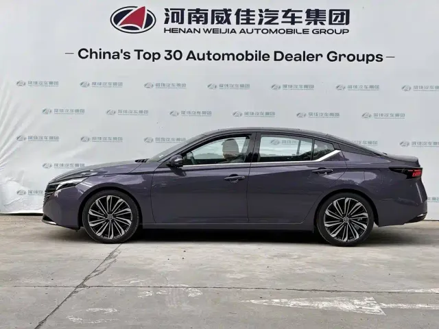 Nissan Teana — Фото автомобиля 4