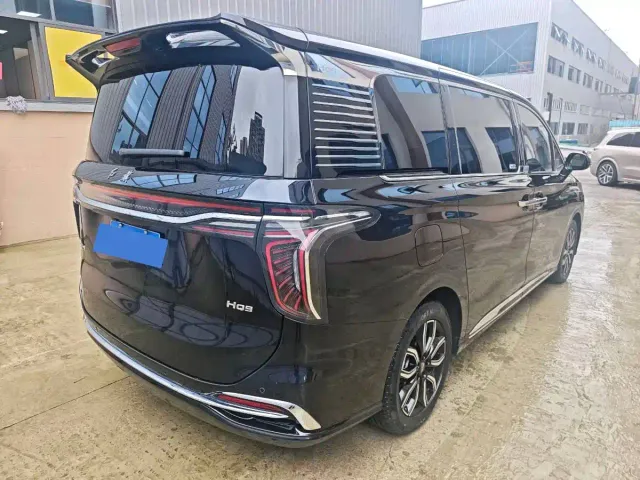 Hongqi HQ9 — Фото автомобиля 4