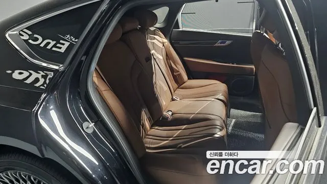 Genesis G80 Бензин 2.5 турбо 2WD — Фото автомобиля 10