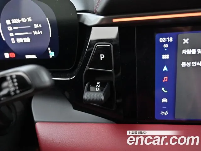 Porsche Macan Electric — Фото автомобиля 9