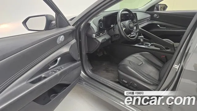Hyundai AVANTE Avante (CN7) — Фото автомобиля 10