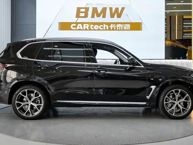 BMW X5 — Фото автомобиля 4