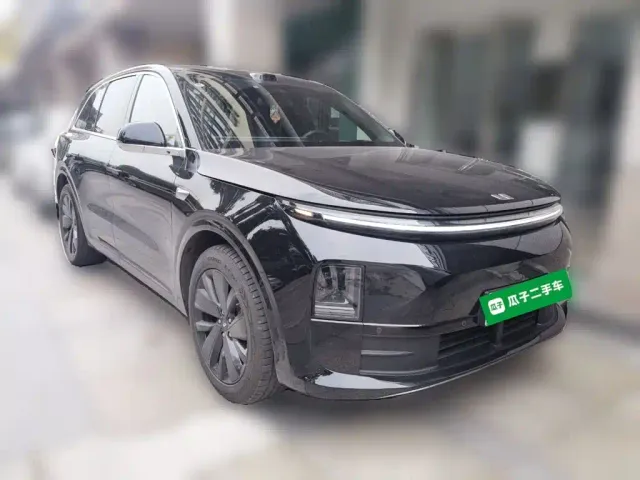 Li Auto L6 — Фото автомобиля 24