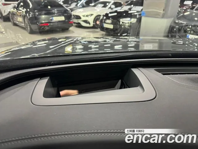Audi Q5 45 TFSI quattro S Line Black Edition Sportback — Фото автомобиля 16
