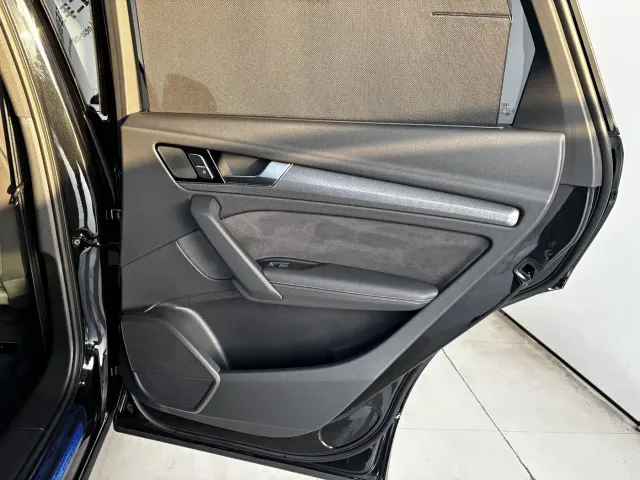Audi Q5L Sportback — Фото автомобиля 23