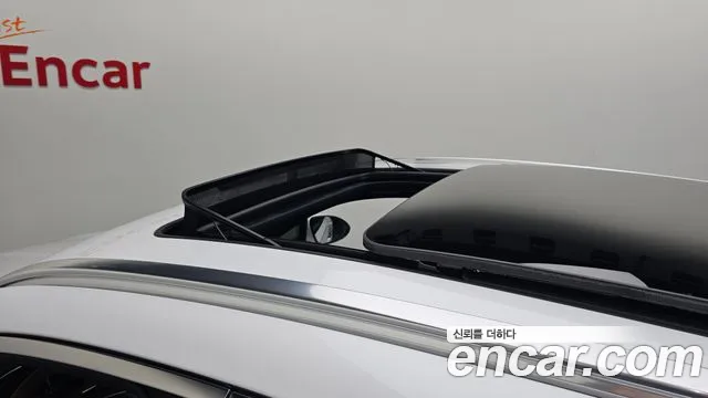 Genesis GV70 2.5T Бензин 2WD — Фото автомобиля 12