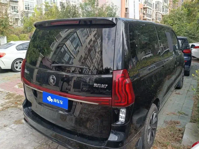 Forthing Fengxing M7 — Фото автомобиля 3