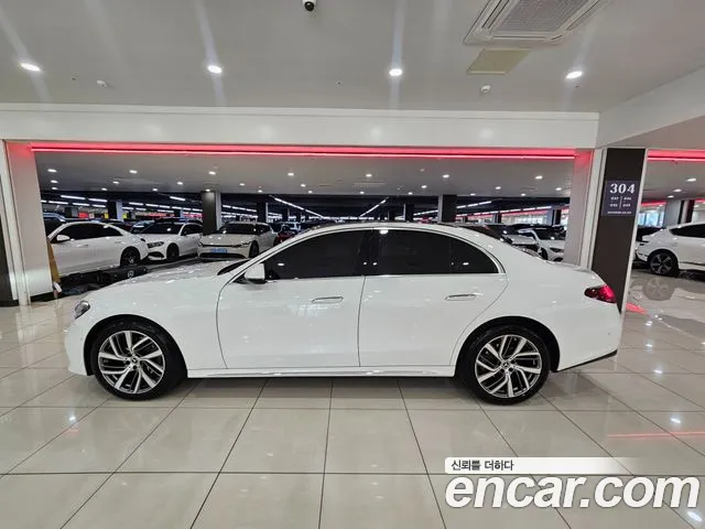 Mercedes-Benz E-Class W214 — Фото автомобиля 20