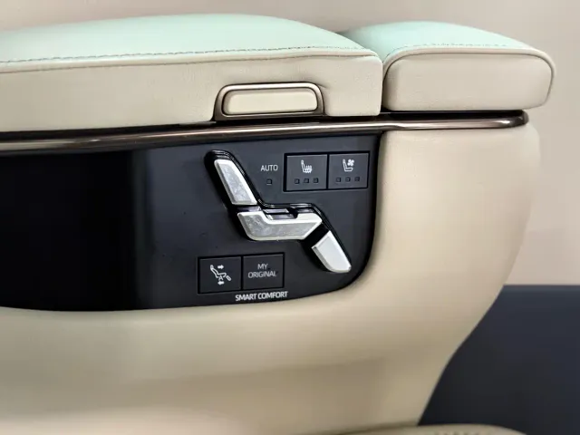 Toyota Alphard — Фото автомобиля 15
