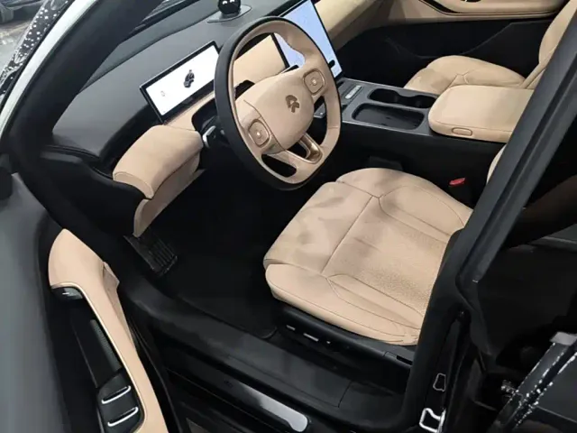 Nio ET5 Touring — Фото автомобиля 14
