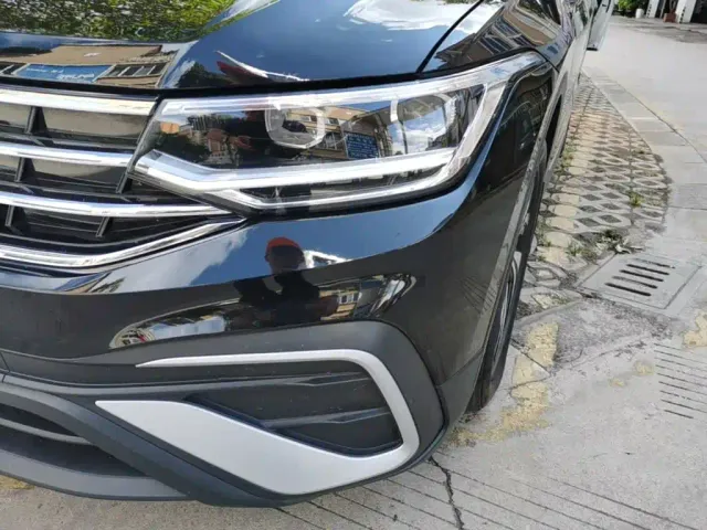 Volkswagen Tiguan L — Фото автомобиля 23