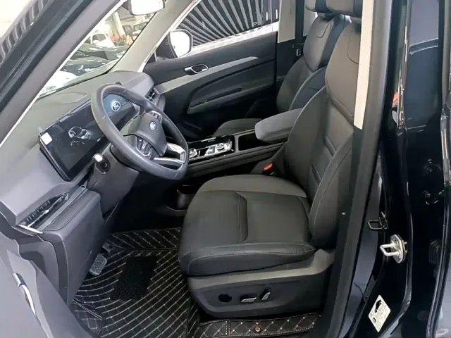 Ford Lingrui — Фото автомобиля 14