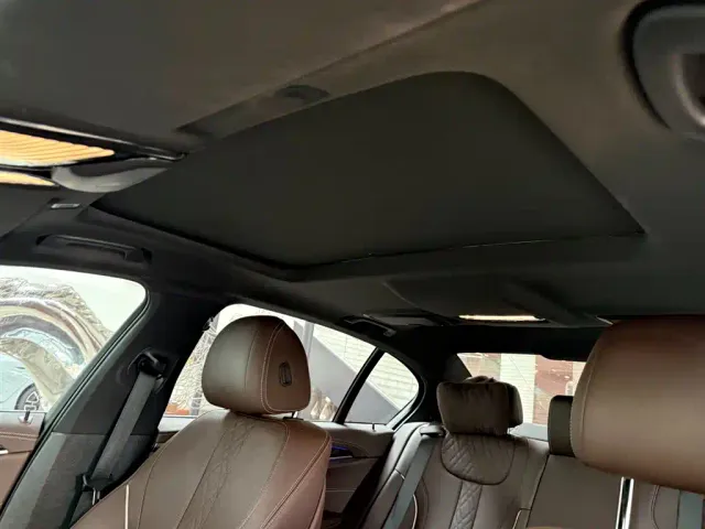 BMW 5 Series — Фото автомобиля 16