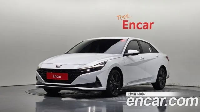 Фотография автомобиля — Hyundai Avante CN7