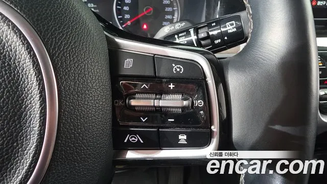 Kia Sorento Sorento 4-е поколение Бензин 2.5T 2WD — Фото автомобиля 15
