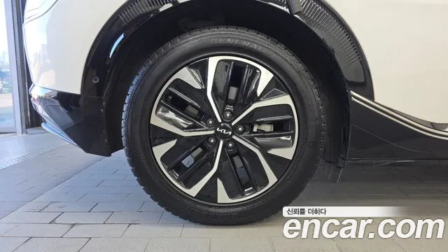 Kia EV6 — Фото автомобиля 5