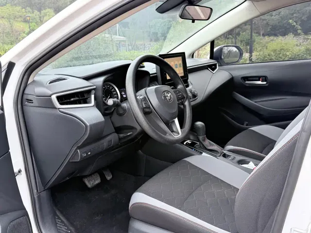 Toyota Corolla — Фото автомобиля 7