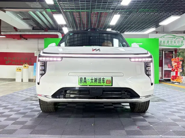 IM Motors LS8 — Фото автомобиля 2