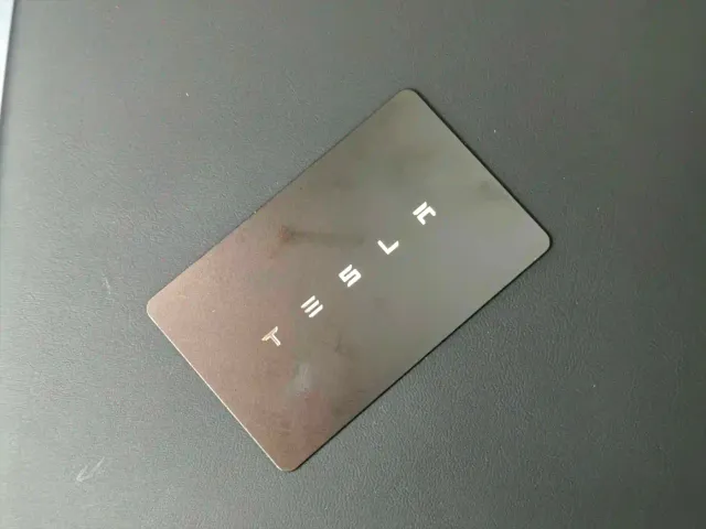 Tesla Model Y — Фото автомобиля 19