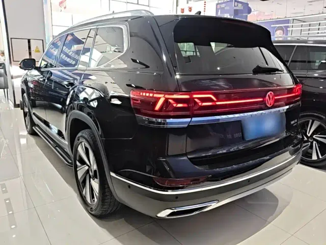 Volkswagen Teramont — Фото автомобиля 4